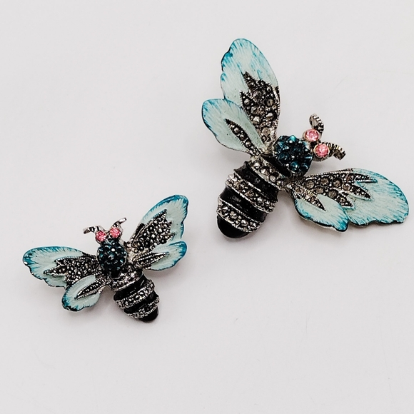 Vintage Jewelry - Vintage Marcasite Look Teal Enamel Bee Scatter Pin Pair